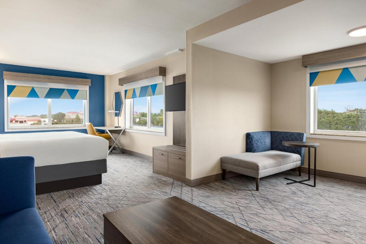 Holiday Inn Express Hotel & Suites Fort Pierce West By Ihg Extérieur photo